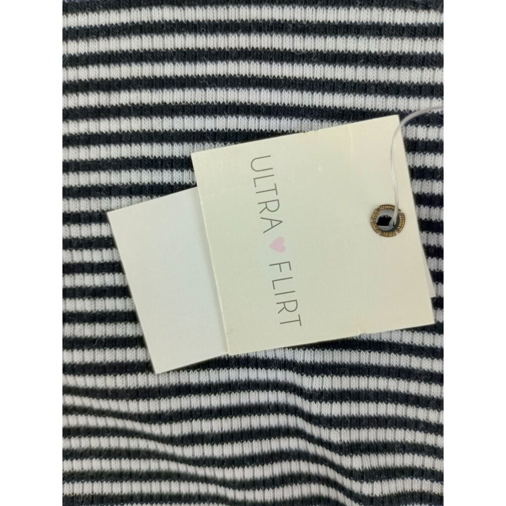 Ultra Flirt Double V-Neck Top Black/White Stripes Shirt Women's Sz. L - Picture 6 of 6